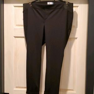 Maternity BLK knit pull on STR dress pants